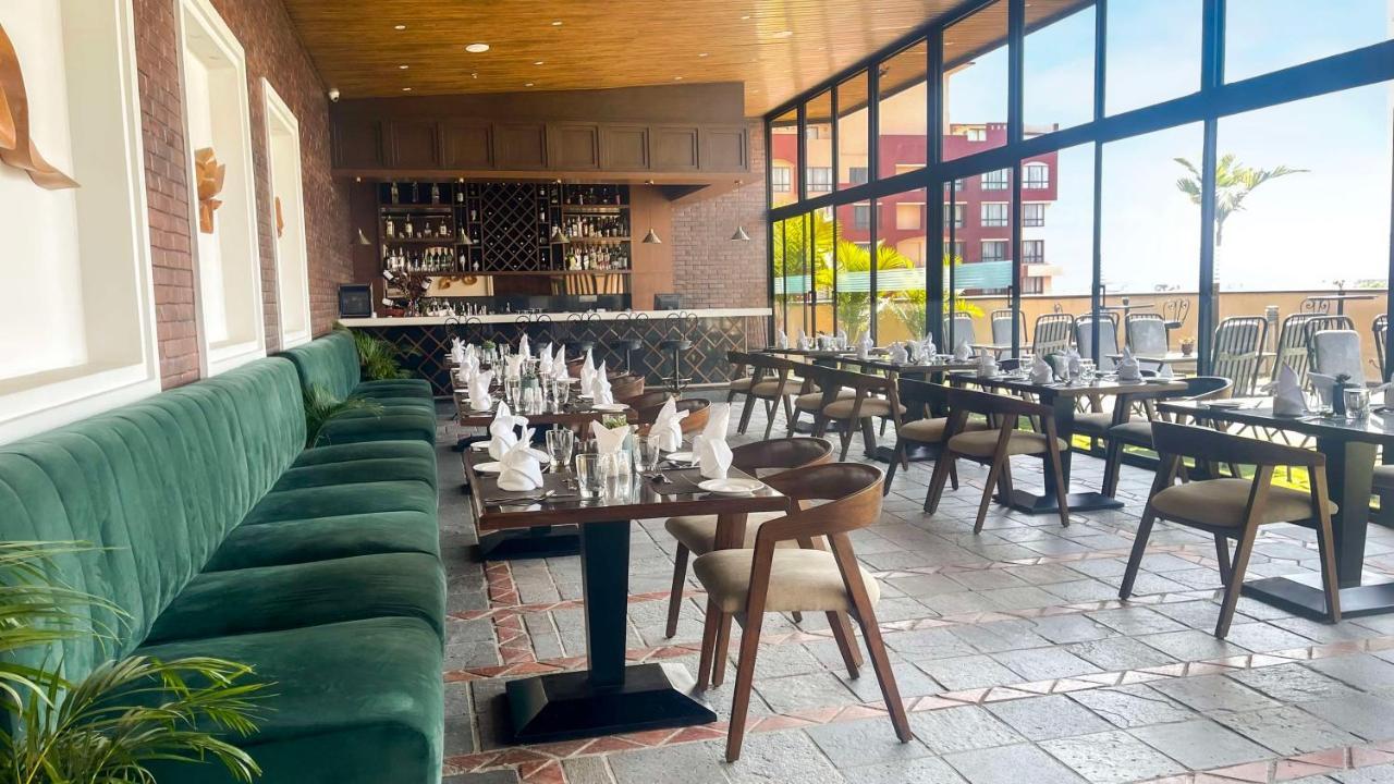 Radisson Hotel Katmandu Eksteriør bilde